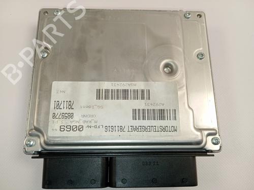 Engine control unit (ECU) BMW 3 (E90) 318 d | BP33427835M57 - Image 4