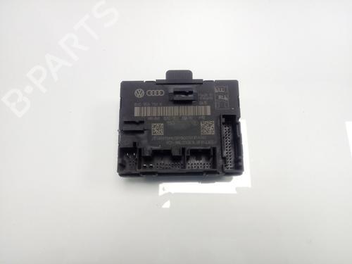 Used Electronic module AUDI Q3 (8UB, 8UG) 2.0 TFSI quattro (170 hp) 16437097