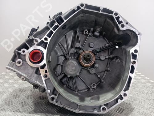 gearbox-renault-express-box-bodympv-2021-39028244 main image