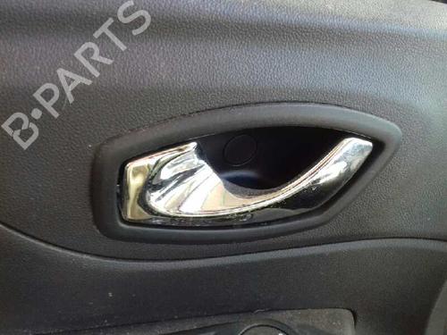 Used Front left interior door handle RENAULT CAPTUR I (J5_, H5_) [2013-2025]  30369637