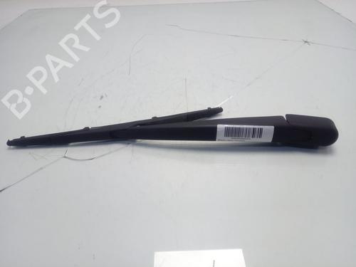Used Rear windshield wiper arm HYUNDAI i30 (FD) [2007-2012]  15559906