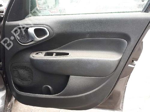 Forreste højre beklædning FIAT 500L (351_, 352_) [2012-2025]  18490725