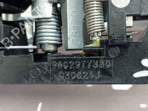 Front left exterior door handle OPEL CORSA F (P2JO) | BP30470166C128