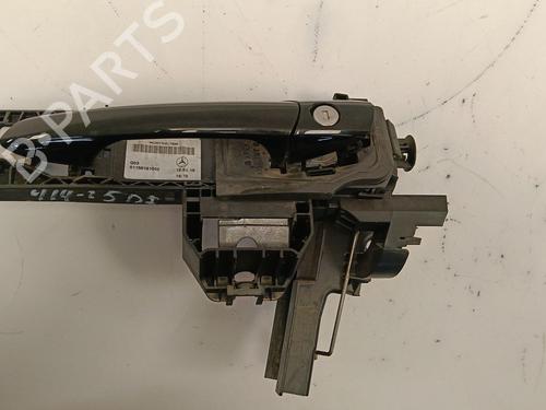 Used Front left exterior door handle MERCEDES-BENZ GLA-CLASS (X156) GLA 200 CDI / d (156.908) (136 hp) 31805038