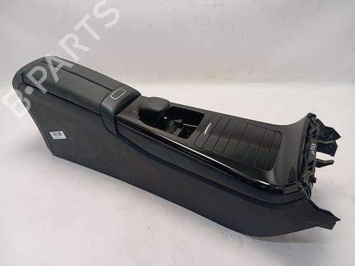 Armrest / Center console MERCEDES-BENZ CLA (C118) CLA 200 d (118.312) | BP32110163I20 