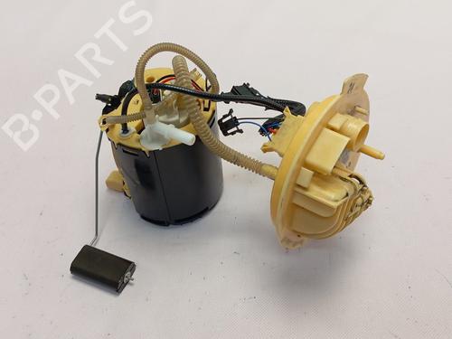 Used Fuel pump LAND ROVER RANGE ROVER VELAR (L560) [2017-2026]  31380791