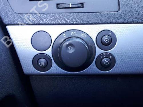 Used Headlight switch OPEL ASTRA H Estate (A04) [2004-2014]  30371865