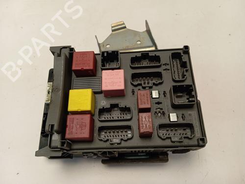 Used Fuse box RENAULT ESPACE IV (JK0/1_) 2.2 dCi (JK0H) (150 hp) 26395006