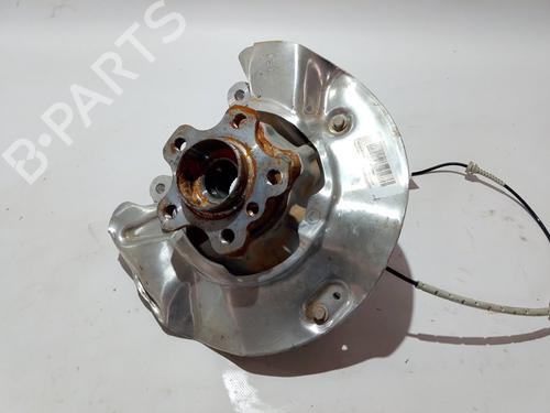 Used Left front steering knuckle BMW 1 (F40) 118 d (150 hp) 27882057