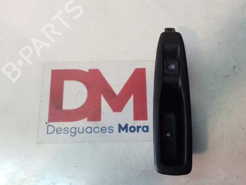 Pulsantiera posteriore sinistra RENAULT CAPTUR I (J5_, H5_) [2013-2025]  30370395