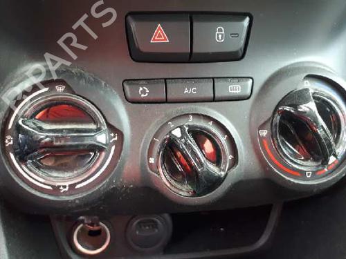 Used Climate control PEUGEOT 2008 I (CU_) 1.2 THP 110 / PureTech 110 (110 hp) 12660326