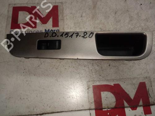 Used Right front window switch NISSAN TIIDA Hatchback (C11) 1.6 (110 hp) 30371205