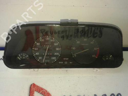 Used Instrument cluster PEUGEOT 306 Hatchback (7A, 7C, N3, N5) 1.9 D (68 hp) 12664390