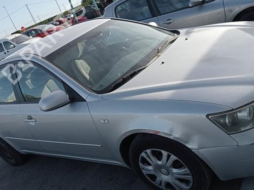 Right headlight HYUNDAI SONATA V (NF) 2.0 CRDi | BP23565259C29