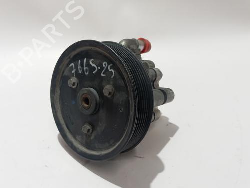 Used Steering pump RENAULT MASTER III Van (FV) [2010-2026]  32498750