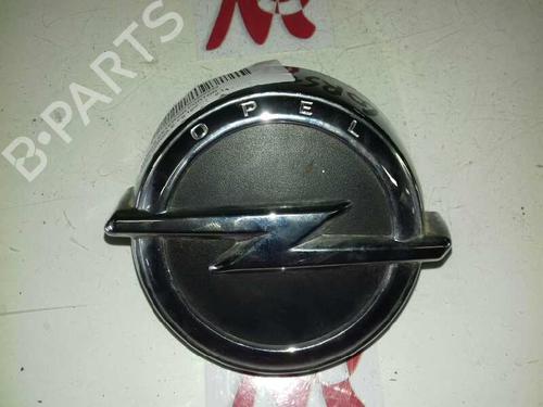 Used Tailgate handle OPEL CORSA E (X15) 1.0 (08, 68) (115 hp) 16634890