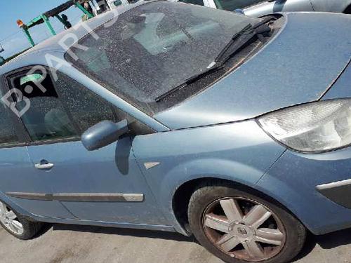 Left headlight RENAULT SCÉNIC II (JM0/1_) | BP12668933C28