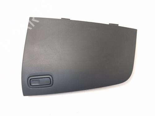 Used Glove box RENAULT TRAFIC III Van (FG_) [2014-2025]  21004228