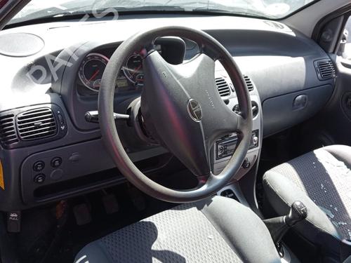 Left front window switch TATA INDICA  | BP15609606I27 