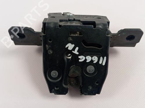 Used Tailgate lock Tailgate lock 37270250 37270250