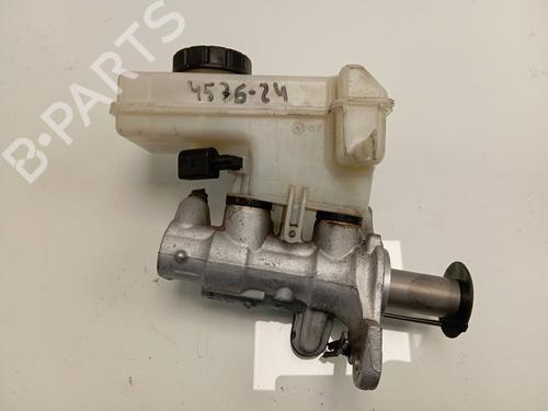 Brake master cylinder AUDI A3 Sportback (8VA, 8VF) 35 TDI | BP22748008M77 