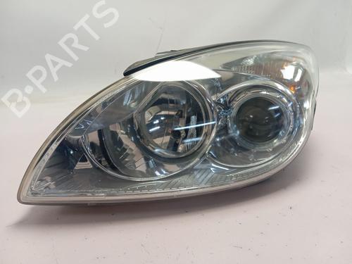 Used Left headlight HYUNDAI i30 Estate (FD) [2007-2012]  32359250