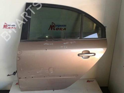 Used Left rear door HYUNDAI SONATA V (NF) 2.0 CRDi (140 hp) 12643504