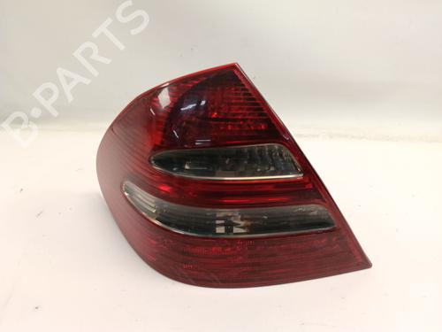 Used Left taillight MERCEDES-BENZ E-CLASS (W211) E 270 CDI (211.016) (177 hp) 31995861