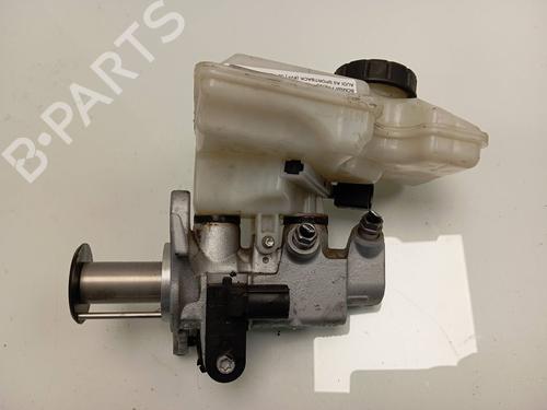Used Brake master cylinder AUDI A3 Sportback (8VA, 8VF) 35 TDI (150 hp) 22748008