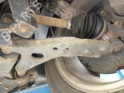 Used Left front suspension arm FORD KUGA II (DM2) 2.0 TDCi (140 hp) 13701798