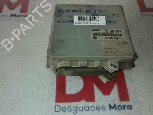 Used Engine control unit (ECU) BMW 5 (E39) 525 tds (143 hp) 12935877