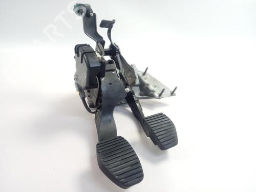 Used Break pedal PEUGEOT 5008 (0U_, 0E_) 1.6 HDi (114 hp) 18864684