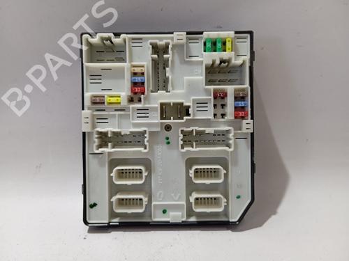 Used Fuse box RENAULT ZOE (BFM_) ZOE (88 hp) 28728321