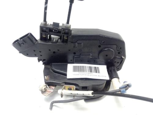 Used Front left lock INFINITI M35 3.5 (280 hp) 18655593