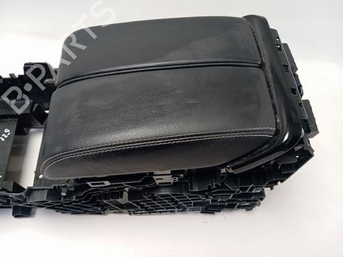 Armrest / Center console LAND ROVER RANGE ROVER VELAR (L560) 3.0 D300 SDV6 4x4 | BP40105092I20 - Image 3