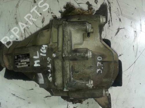Used Rear differential MERCEDES-BENZ M-CLASS (W164) ML 350 CDI 4-matic (164.122) (224 hp) 16496369