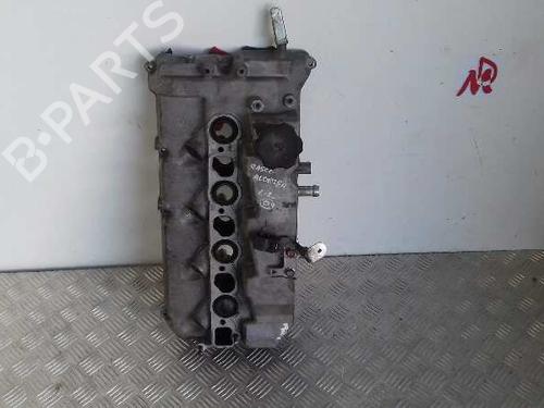 Used Valve cover MITSUBISHI L200 / TRITON (KA_T, KB_T) 2.5 DI-D 4WD (KB4T) (136 hp) 14127578