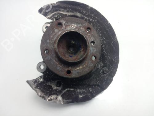 Used Right front steering knuckle BMW 1 (E87) 118 d (143 hp) 19575436