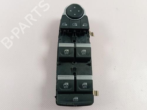 Used Left front window switch RENAULT CAPTUR II (HF_) E-TECH 160 (158 hp) 32290216