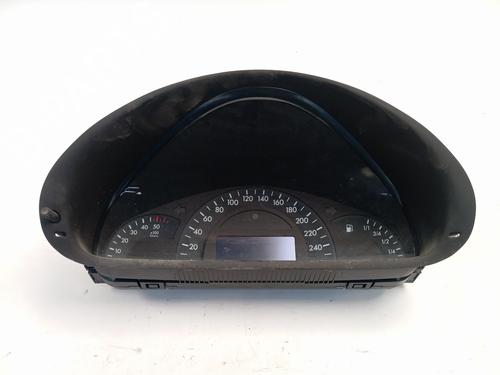 Used Instrument cluster Instrument cluster MERCEDES-BENZ C-CLASS T-Model (S203) [2001-2007] 35723611 35723611