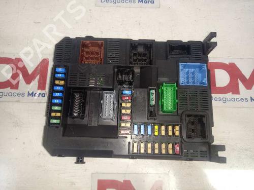 Used Fuse box PEUGEOT 308 II (LB_, LP_, LW_, LH_, L3_) [2013-2021]  12653722