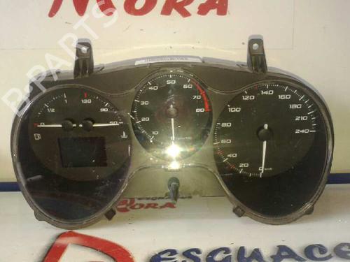 Used Instrument cluster SEAT LEON (1P1) 1.2 TSI (105 hp) 12652268