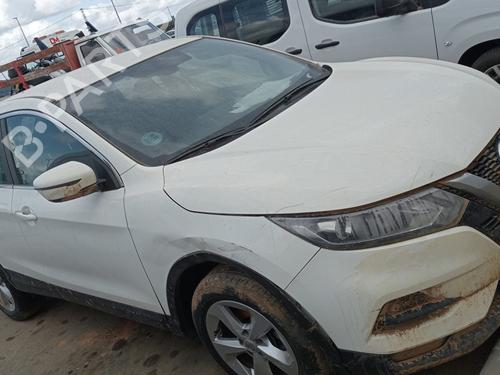 Grille NISSAN QASHQAI II (J11, J11_) | BP30914381C40