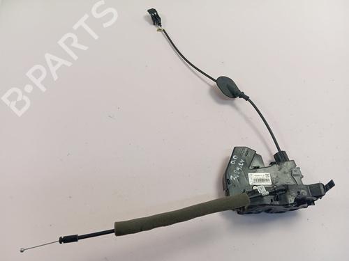 front-right-lock-renault-megane-iv-grandtour-k9amn_-2016-30570785 main image