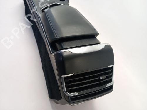 Armrest / Center console LYNK & CO 01 PHEV | BP36017605I20 - Image 2