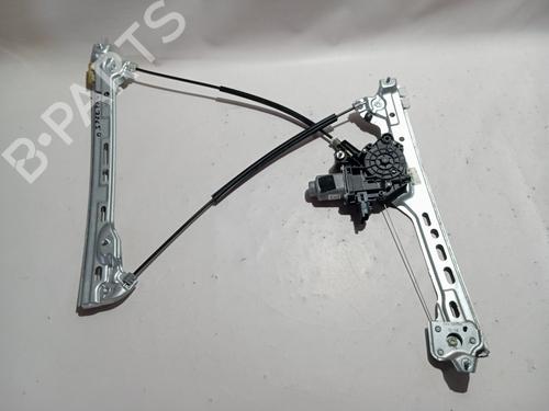 rudehejsemekanisme-ventre-foran-renault-megane-iv-hatchback-b9amn_-2015-36421739 main image