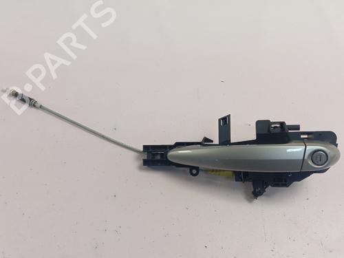 Poignée extérieure avant gauche BMW 1 Convertible (E88) 118 d (143 hp) 31850728