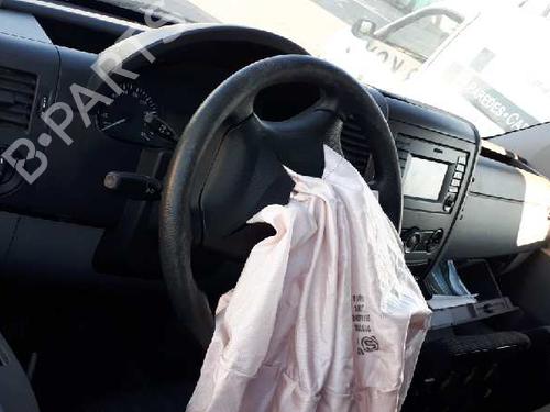 Front left lock MERCEDES-BENZ SPRINTER 3-t Van (B906) 211 CDI (906.611, 906.613) | BP12660041C98 