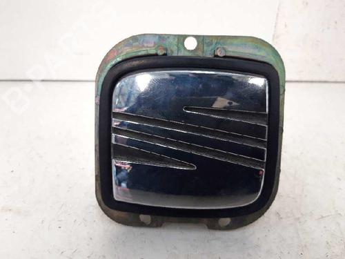 Used Tailgate handle SEAT CORDOBA (6K2) 1.4 (60 hp) 30371898