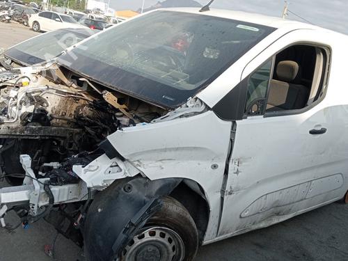 Front left window mechanism PEUGEOT PARTNER Box Body/MPV (5_, G_) | BP18657007C22